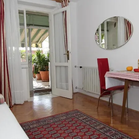 Apartment Nane *